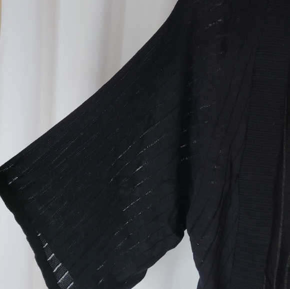 NWOT DOLCE VITA WOMENS WRAP SWEATER IN BLACK SIZE SMALL - Picture 6 of 6